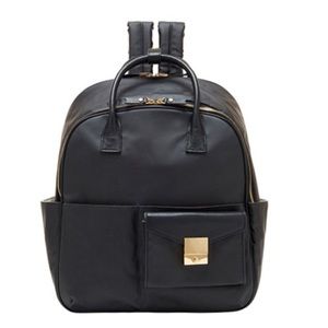 India Hicks Jet Pack